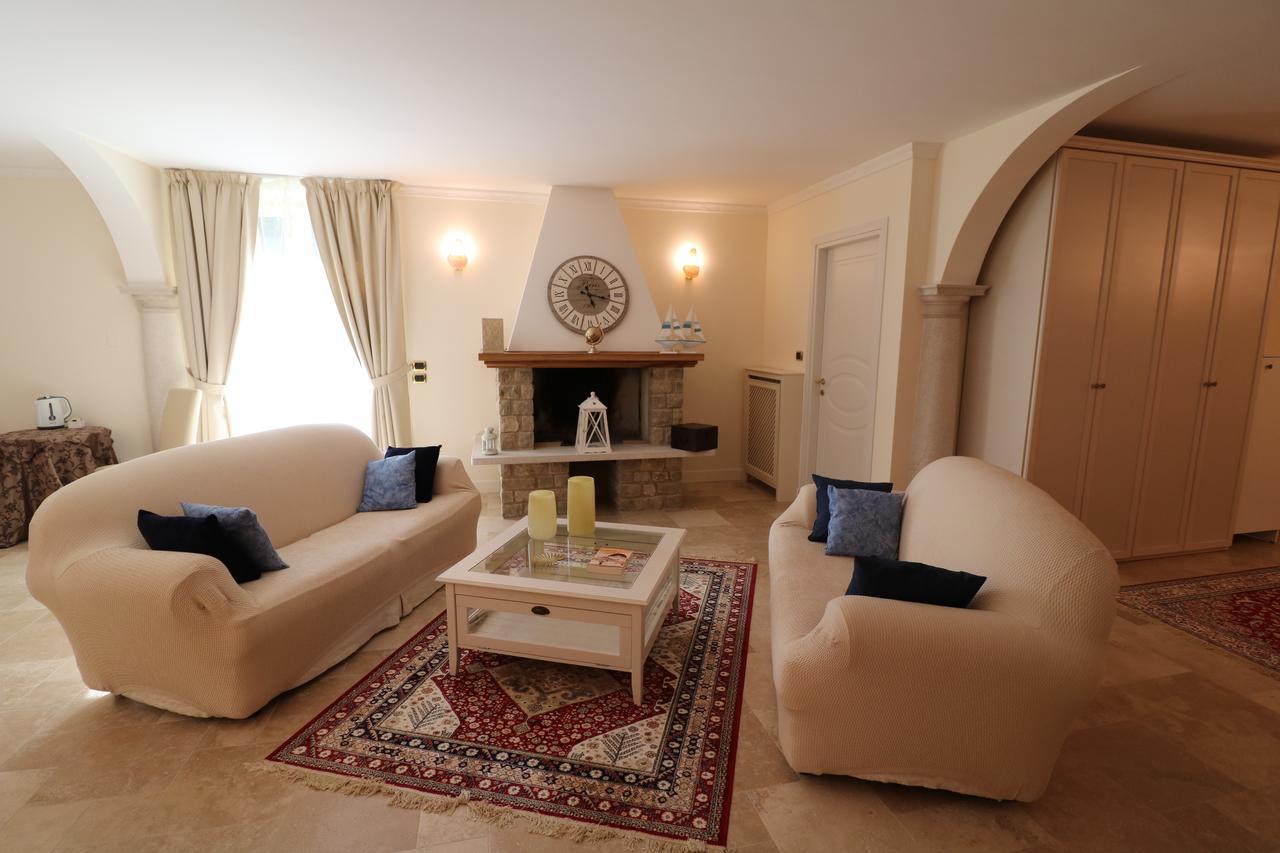 Bed and Breakfast La Cascata Negli Ulivi Toscolano-Maderno Exterior foto